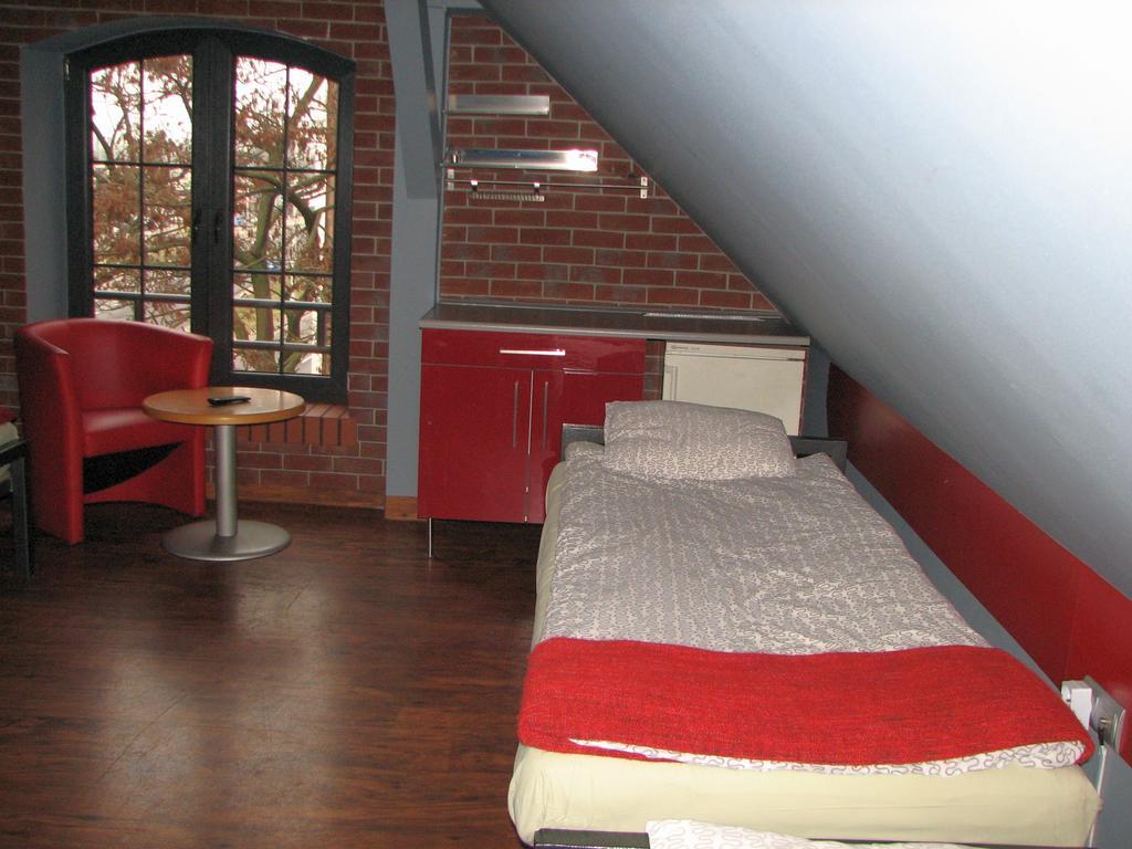 Hostel Fabryka Влоцлавек Экстерьер фото